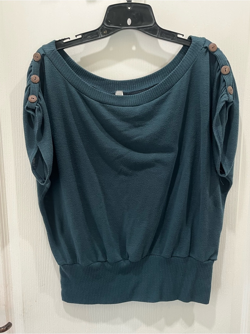 Mind code size Large women’s sweater